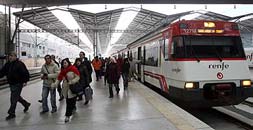 La Junta busca dinero en Europa para el tren litoral