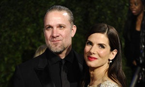 Sandra Bullock deja su casa por la supuesta infidelidad de su marido