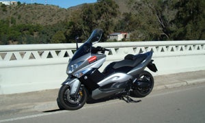 Yamaha T-Max 500: el Super Scooter