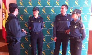 Detalle de los nuevos uniformes de la Guardia Civil. / Carlos Moret