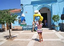 Los pitufos se han convertido en un poderoso reclamo para los visitantes. V. Melgar