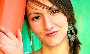 En la foto, Silvia Rozas, de 20 años. Sur