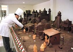 Belén del Museo del Chocolate. En la localidad hay también museos dedicados a otros productos, como el anís y el mantecado. :: Sur