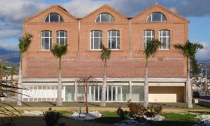 El edificio de la antigua azucarera está pendiente aún de diversas actuaciones