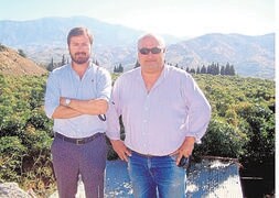 José Luis Armenteros, con Benjamín Faulí, de Asaja Málaga. :: SUR