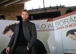 Pablo Alborán, este lunes en México. :: Efe
