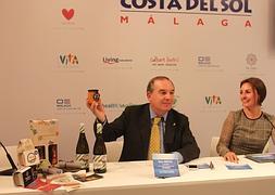 Francisco Delgado Bonilla, y la concejala de Turismo, Rocío Ruiz. Vídeo: Pedro J. Quero