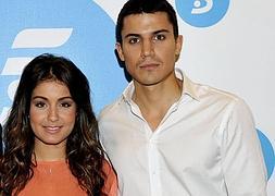 Hiba Abouk cambia a Hugo Silva por Álex González