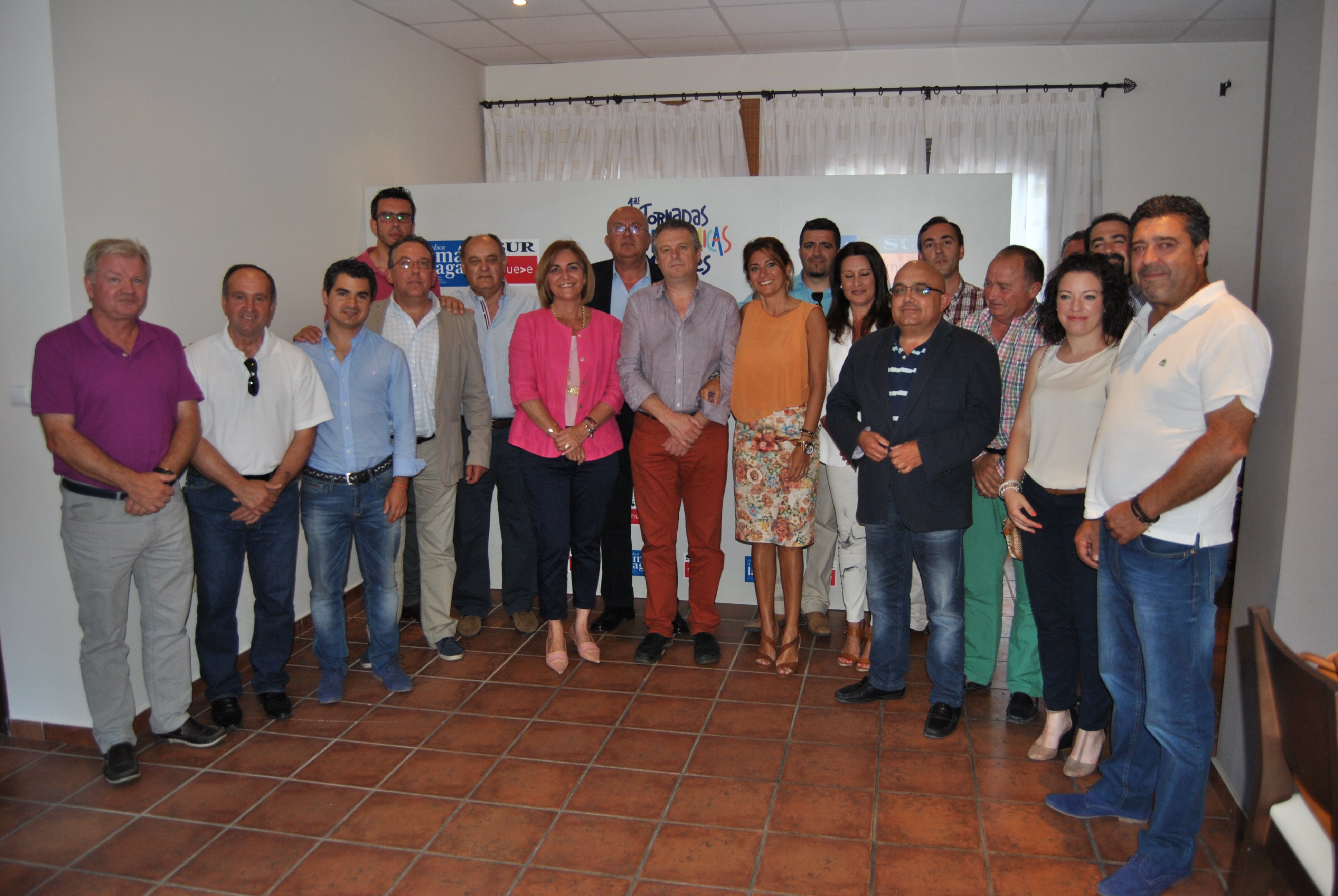 Representantes de la Diputación de Málaga y alcaldes de municipios de la Sierra de las Nieves y Sierra Bermeja.