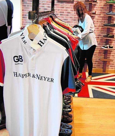 Los socios controlan la creación de la prenda desde su diseño. 