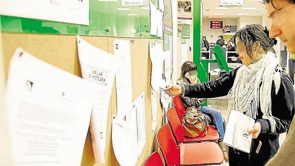 Imagen de archivo de una de las agencias de empleo de la Junta.