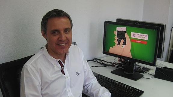 Diego Ángel López Guerrero, creador de  la App Easycronos