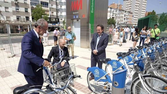 A finales de julio se inauguró la última isleta junto a Barbarela.