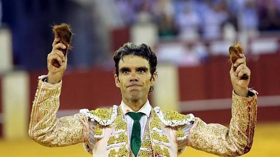 José Tomás, con sus dos orejas del sábado en La Malagueta 