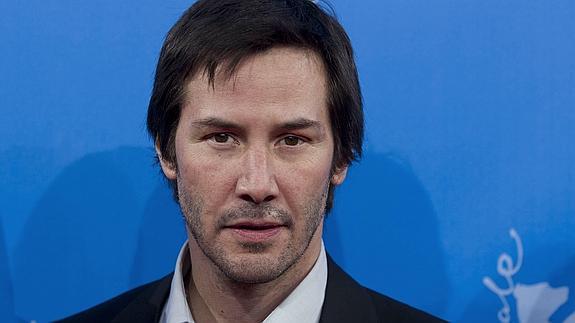 Una acosadora entra en casa de Keanu Reeves mientras dormía