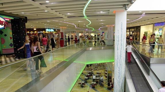 El Centro Comercial Larios abre sus puertas este lunes.