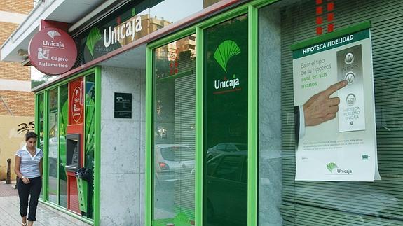 Unicaja es el octavo banco español más solvente según el test de estrés