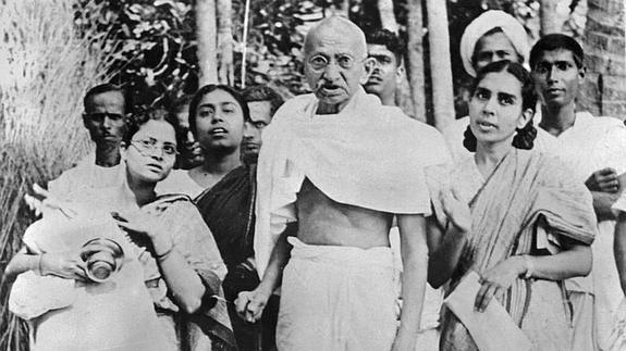 Gandhi no dudó en escribir una carta a Hitler para evitar la guerra. 