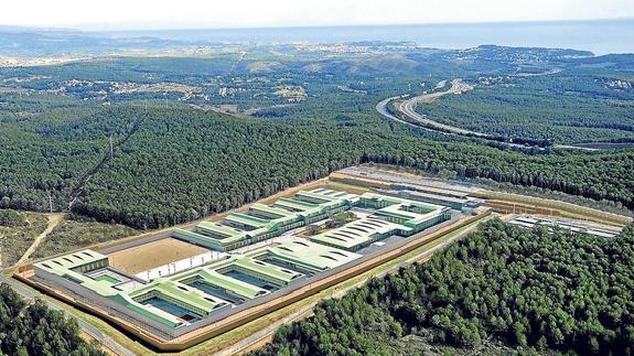 Prisión Mas d’Enric, en Tarragona, terminada y vacía. 