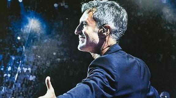 Sergio Dalma firma discos hoy en el centro comercial Rincón de la Victoria