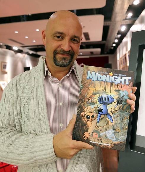 Carlos Sisí se muda en ‘Midnight’ al cómic «juvenil y de adultos con niños dentro»