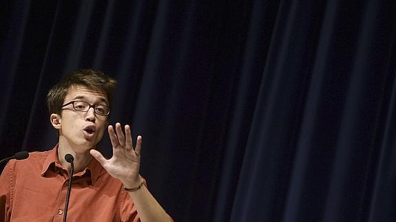 Errejón dice que la UMA sólo le reprocha un "error administrativo" y denuncia una "cacería" contra Podemos
