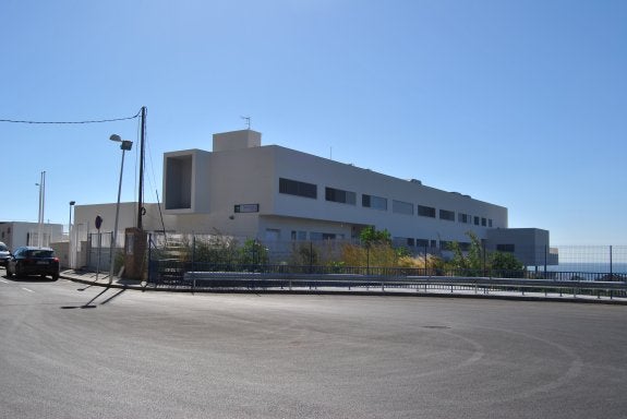 Colegio Valeriano López, último colegio público en abrir sus puertas en Estepona. :: L.P.