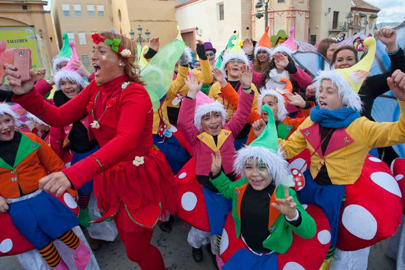El carnaval ha tomado las calles de Málaga