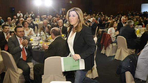 Susana Díaz, antes de su intervención en Sevilla en la presentación del programa electoral del PSOE. 