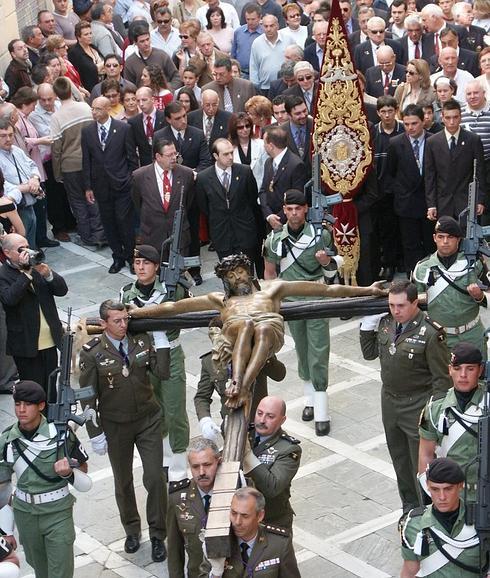 La brigada paracaidista no fallará en el traslado del Cristo de Ánimas de Ciegos