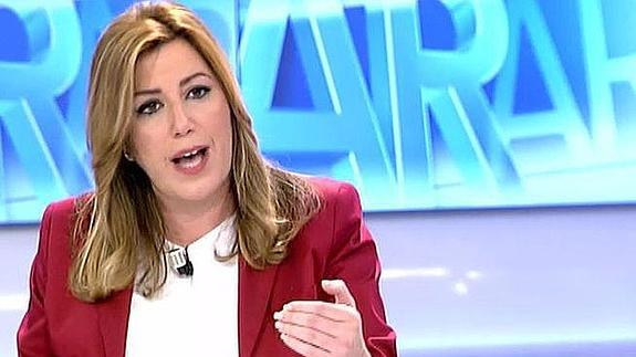 Susana Díaz, durante su entrevista esta mañana en AR. 