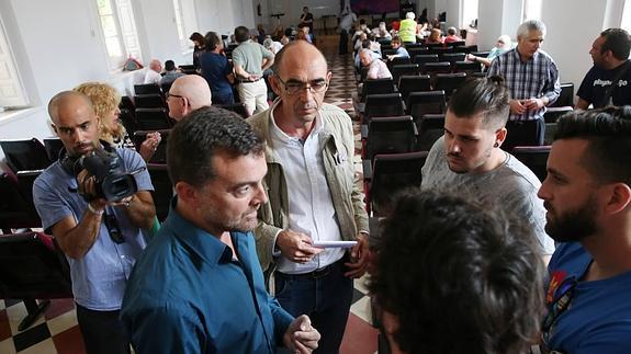 Antonio Maíllo, junto a Eduardo Zorrilla, esta mañana. 