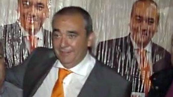 Armando Robles, de Soluciona, en una imagen de inicio de la campaña.