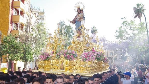 El trono de María Auxiliadora.