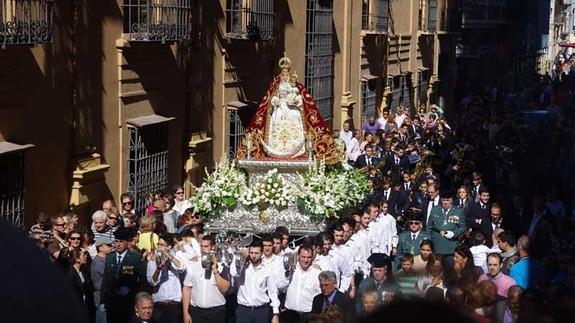 Imagen de la Virgen de Araceli, en procesión. 