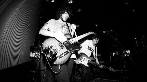 El grupo, durante un concierto.