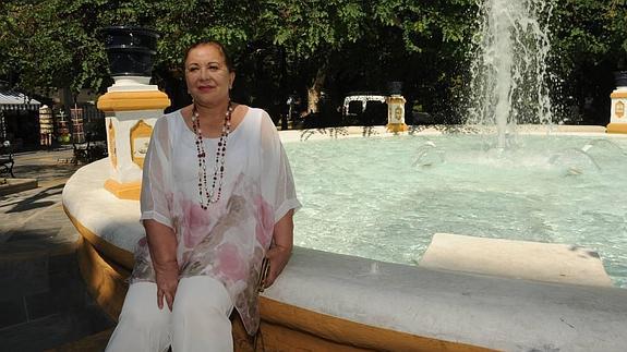 Antonia Molina, en el Parque de la Alameda de Marbella. 