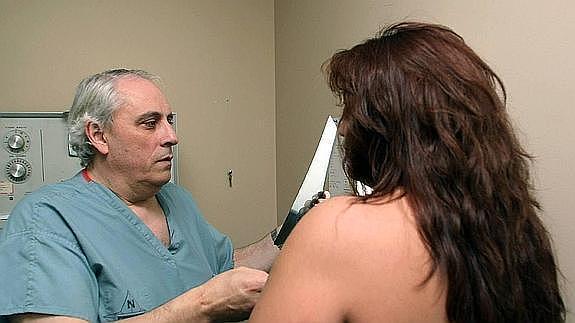 Un método de entrenamiento facilita la rehabilitación de las mujeres operadas de cáncer de mama