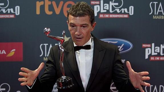 El discurso de Banderas en los Premios Platino