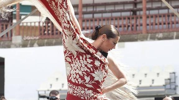 Saras Baras, actuando en La Malagueta en 2014. 