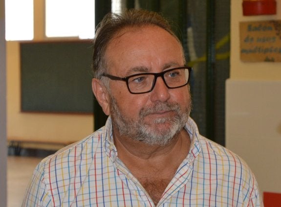 Villanova cree que existe un «problema» con las plazas. :: i. g.