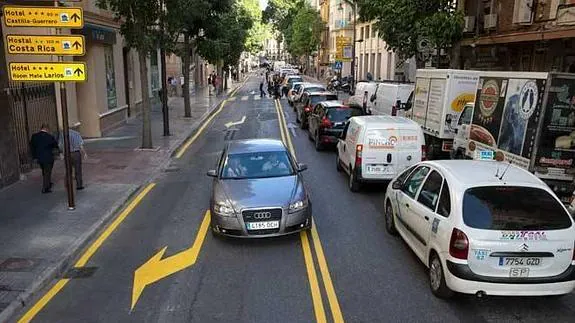 La circulación en calle Córdoba es de doble sentido desde esta mañana.