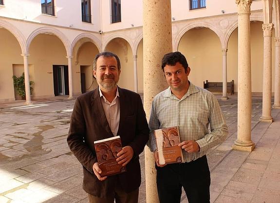 Garrido y Dorado presentaron el libro en el Convento de Santo Domingo este miércoles.