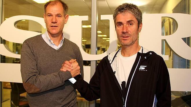 Abel Antón y Martín Fiz, en SUR. 