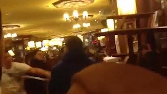 Brutal pelea entre clientes de distintas mesas en una 'Tagliatella' de Barcelona