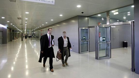 Imagen de archivo de los pasillos de la Audiencia de Málaga. 