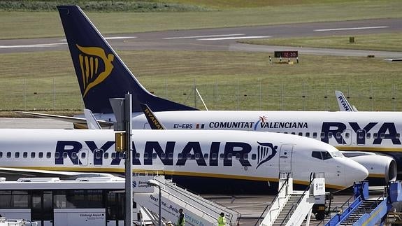 Ryanair seleccionará tripulantes de cabina en Málaga el próximo día 4