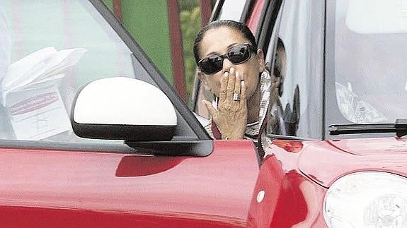 Isabel Pantoja, en una de sus salidas para disfrutar de un permiso penitenciario. 