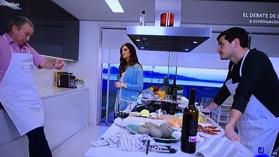 Un momento de la grabación del programa en casa de Casillas. 