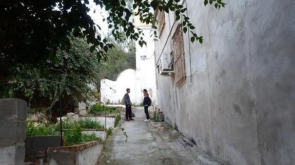 El pasaje Obispo González pide un repaso
